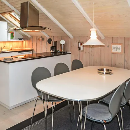 3 Bedroom Amazing In Oksbøl